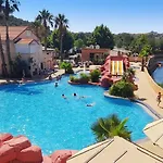Kamp alanı Zecamping 4 Etoiles Avec Parc Aquatique Club Enfant Dog Friendly