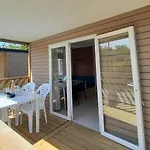 Zecamping 4 Etoiles Avec Parc Aquatique Club Enfant Dog Friendly Campingplads