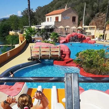 Campingplatz Zecamping 4 Etoiles 1km Espace Aquatique Mobil-home Tv 29m2 Saint-Raphaël