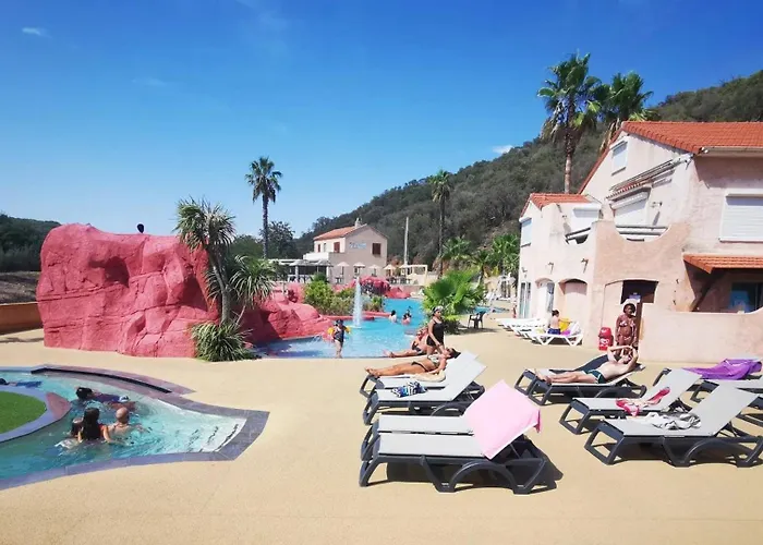 Zecamping 4 Etoiles Avec Parc Aquatique Club Enfant Sauna Dog Friendly