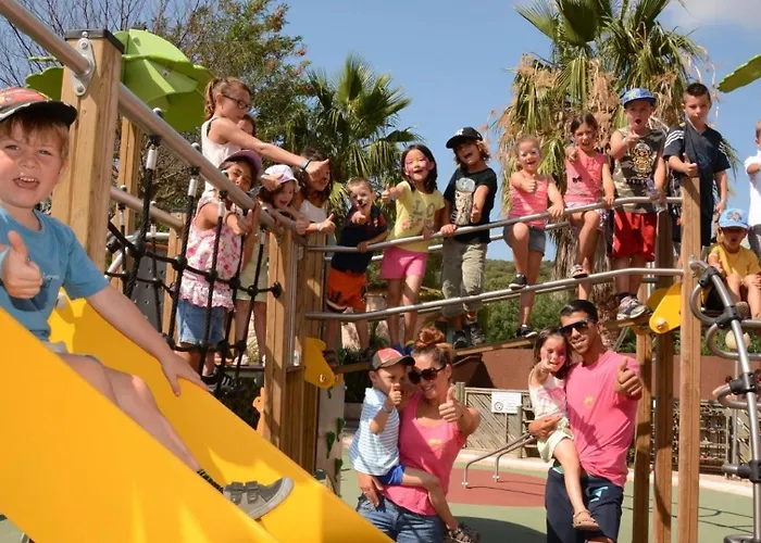 Camping 4 étoiles - Parc Aquatique - Eec0ef