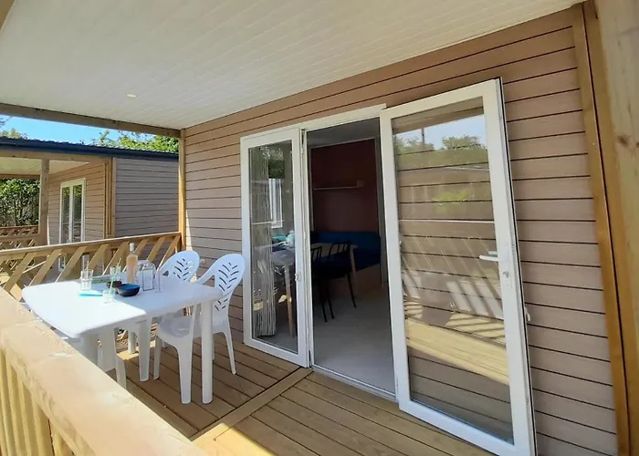 Zecamping 4 Etoiles Avec Parc Aquatique Club Enfant Sauna Dog Friendly Camping